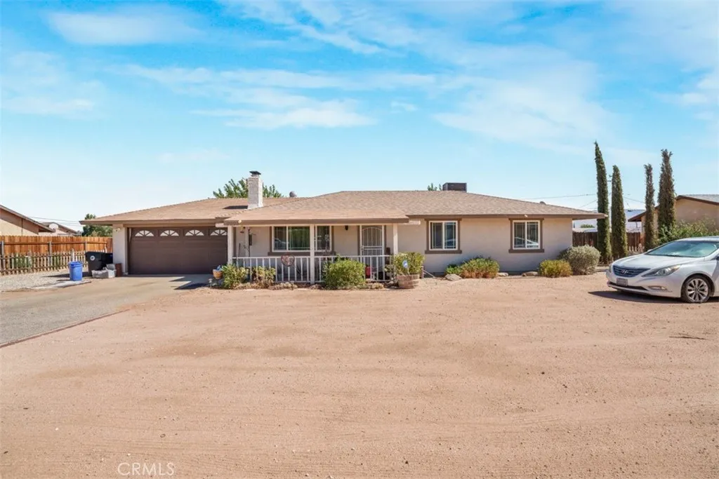 11995 11995 Jamacha, Apple Valley, California 92308 home-pic-0