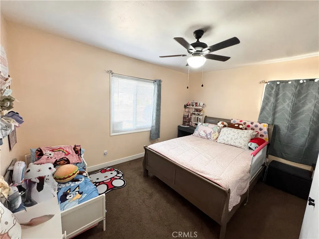 4558 N Mountain View, San Bernardino, California 92407 home-pic-14