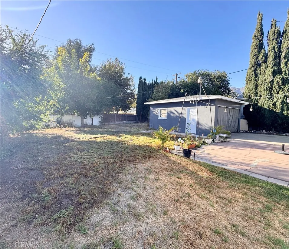 4558 N Mountain View, San Bernardino, California 92407 home-pic-15