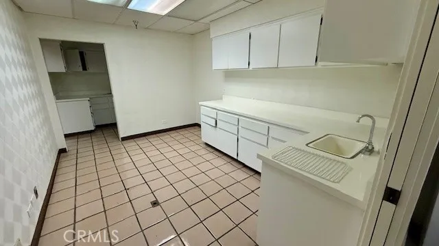 355 355 Placentia 206, Newport Beach, California 92663