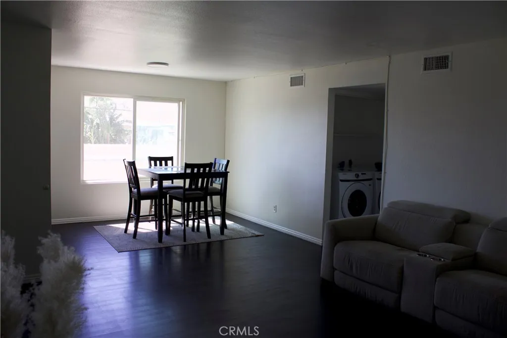 826 Cinnamon, Duarte, California 91010 home-pic-8