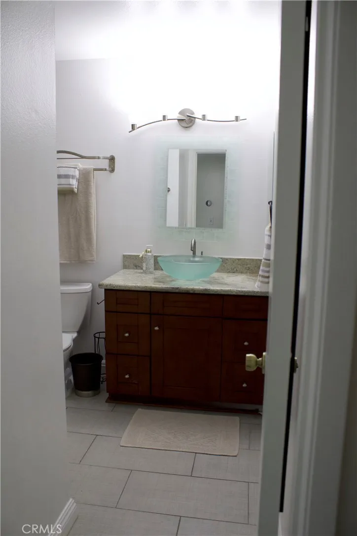 826 Cinnamon, Duarte, California 91010 home-pic-15