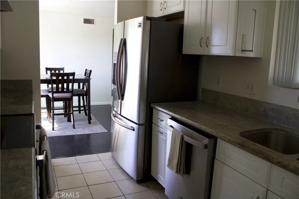 826 Cinnamon, Duarte, California 91010 home-pic-9