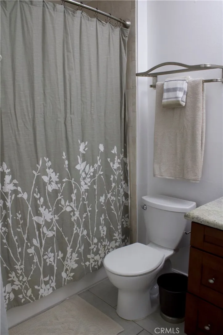 826 Cinnamon, Duarte, California 91010 home-pic-16