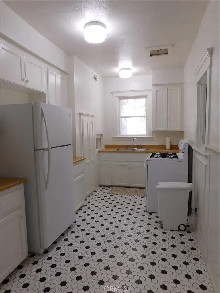 40116 40116 Calle Plana, Green Valley, California 91390 home-pic-1