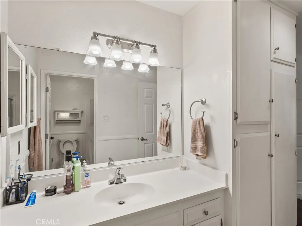 1030 W Macarthur 93, Santa Ana, California 92707 home-pic-15
