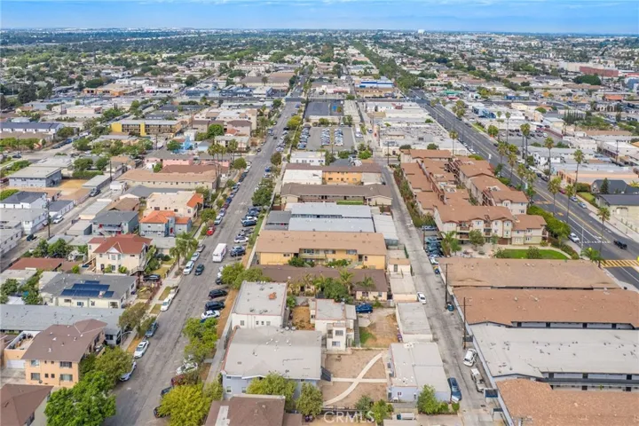 1526 Cedar Avenue, Long Beach, California 90813