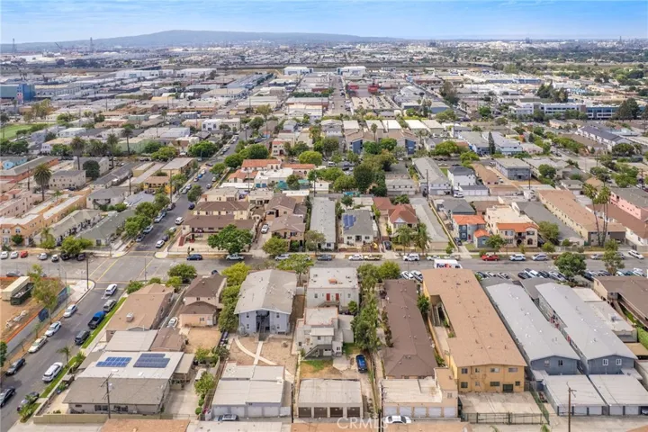 1526 Cedar Avenue, Long Beach, California 90813