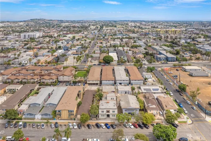 1526 Cedar Avenue, Long Beach, California 90813