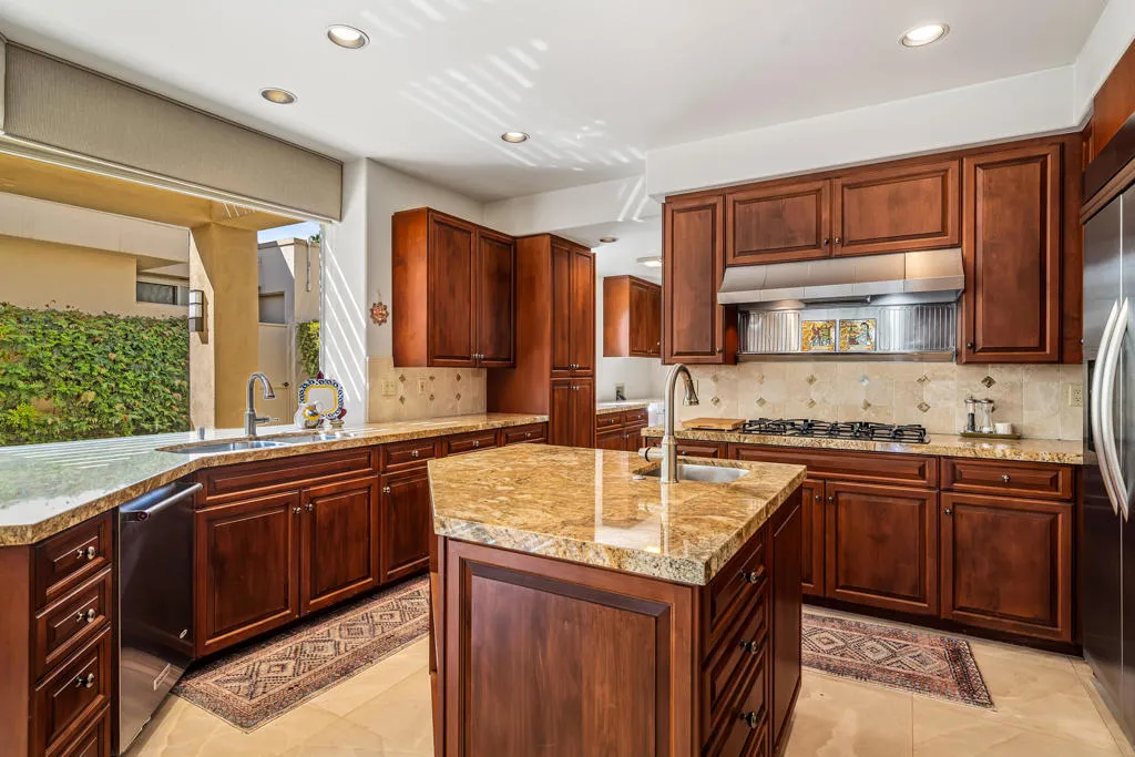 75487 Camino De Paco, Indian Wells, California 92210 home-pic-3