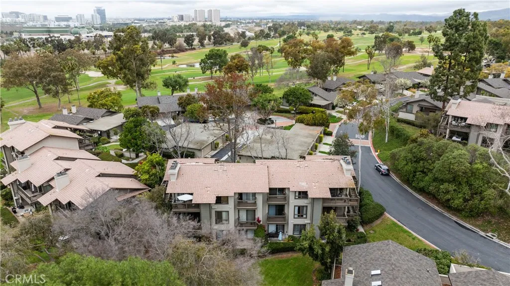 9 9 Flores, Irvine, California 92612 home-pic-35