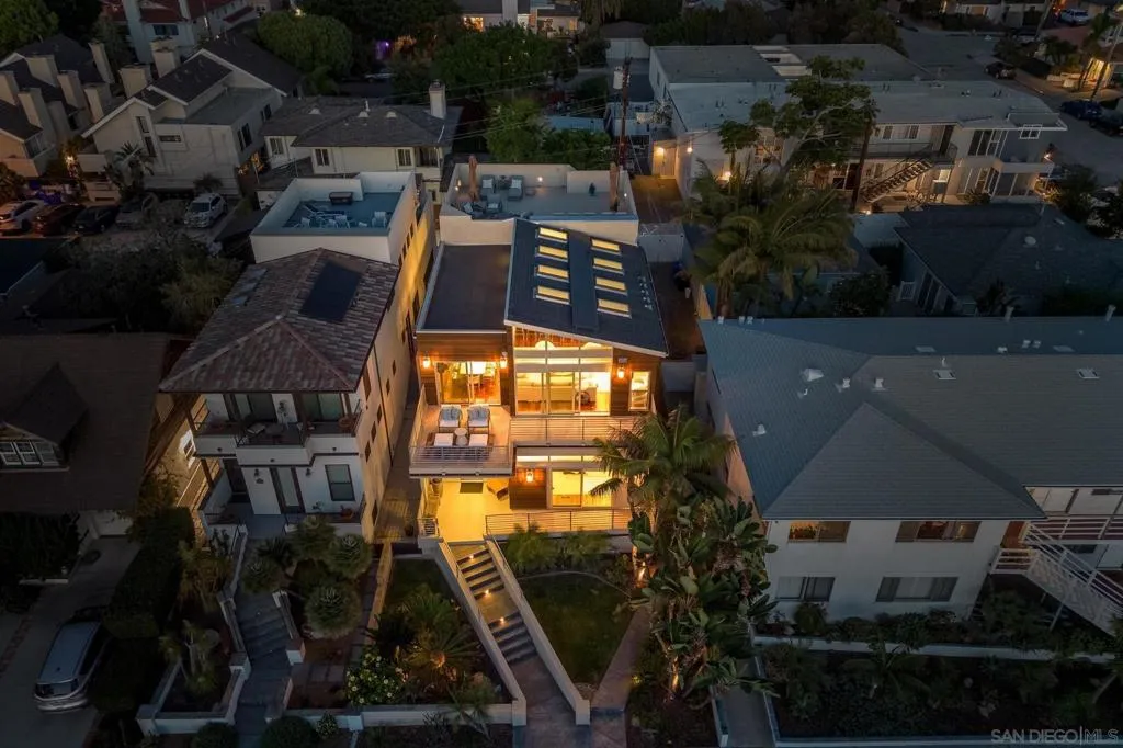 3705 Haines St, San Diego, California 92109 home-pic-28