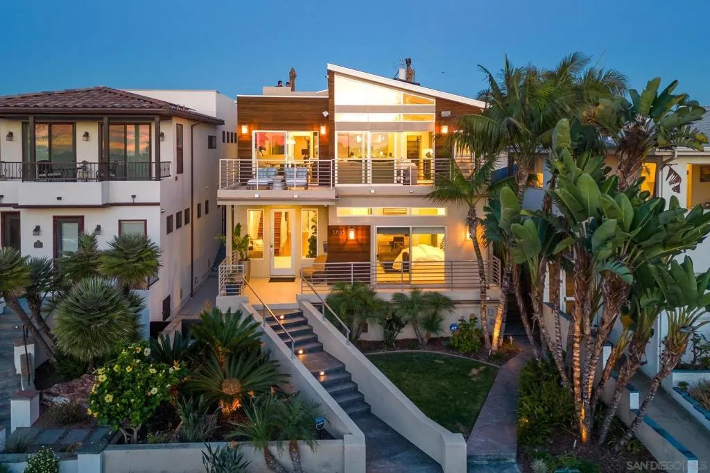 3705 Haines St, San Diego, California 92109 home-pic-29