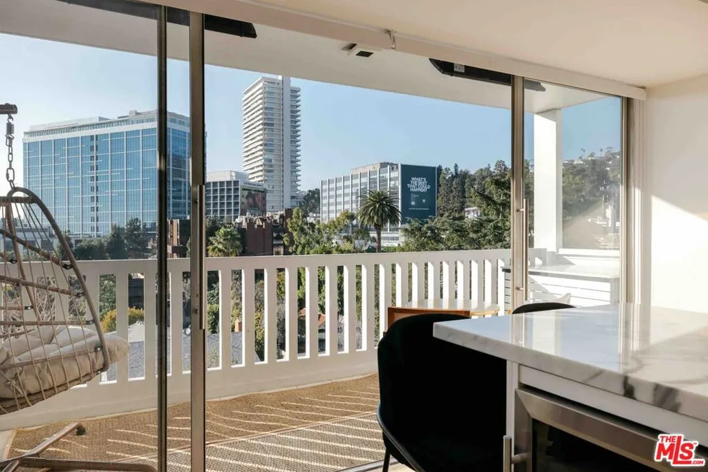 999 N Doheny Drive 702, West Hollywood, California 90069 home-pic-13