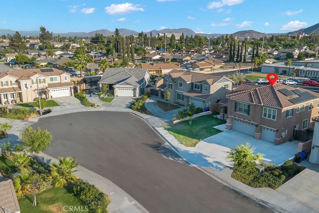 16565 W London, Fontana, California 92335 home-pic-2