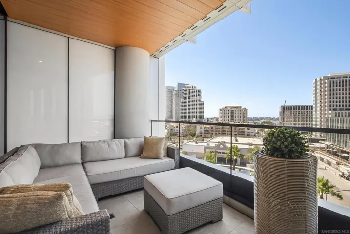 888 W E Street 902, San Diego, California 92101