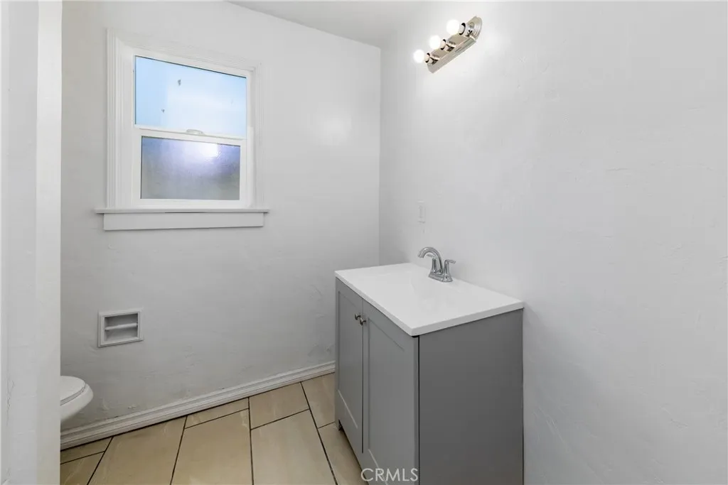 7070 Osbun, San Bernardino, California 92404 home-pic-26