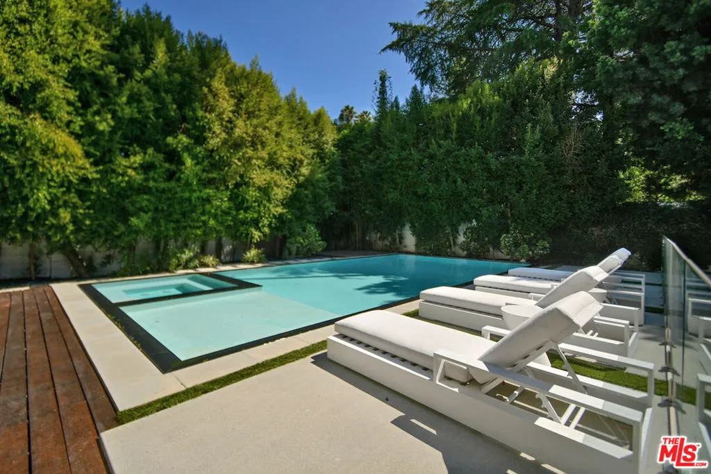 4544 Woodley Avenue, Encino, California 91436 home-pic-44