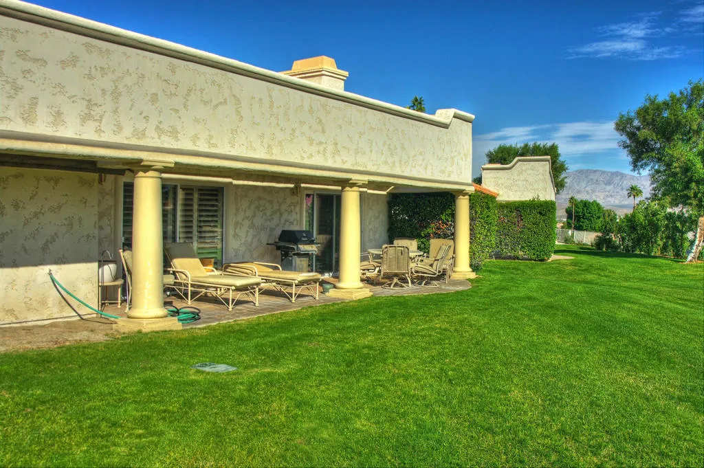 378 Desert Falls Drive E, Palm Desert, California 92211 home-pic-12