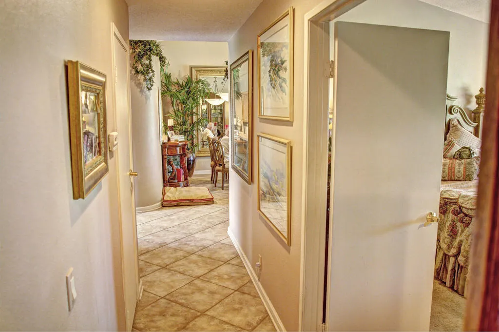 378 Desert Falls Drive E, Palm Desert, California 92211 home-pic-34