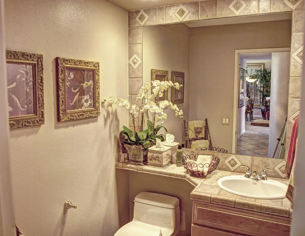 378 Desert Falls Drive E, Palm Desert, California 92211 home-pic-36