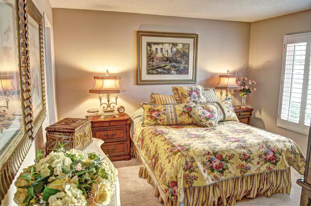 378 Desert Falls Drive E, Palm Desert, California 92211 home-pic-35