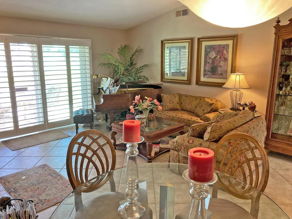 378 Desert Falls Drive E, Palm Desert, California 92211 home-pic-18