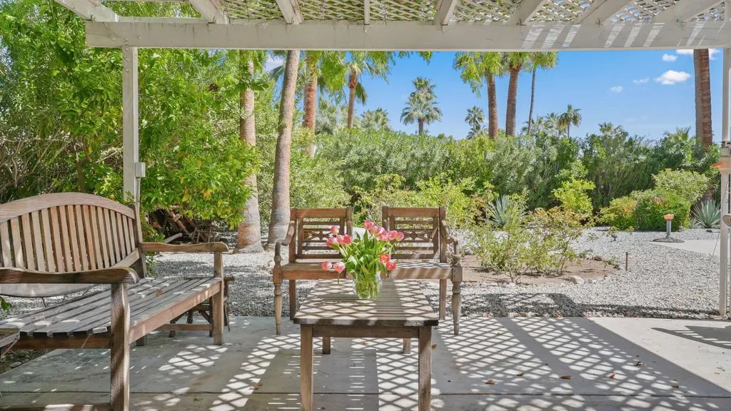 722 N High Road, Palm Springs, California 92262 home-pic-12