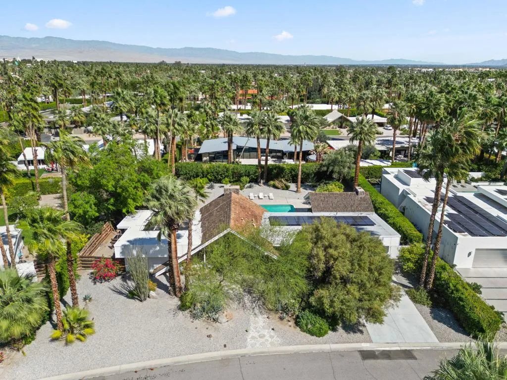 722 N High Road, Palm Springs, California 92262 home-pic-22