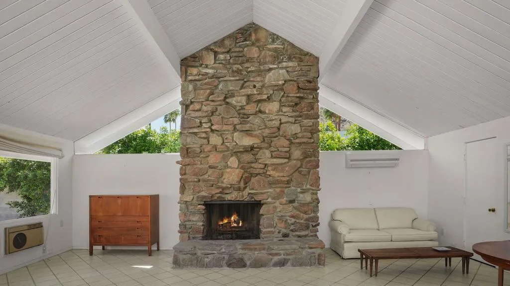 722 N High Road, Palm Springs, California 92262 home-pic-4