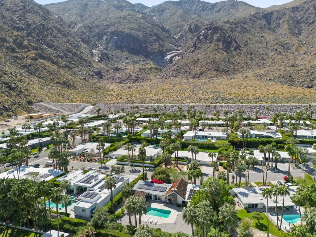 722 N High Road, Palm Springs, California 92262 home-pic-14