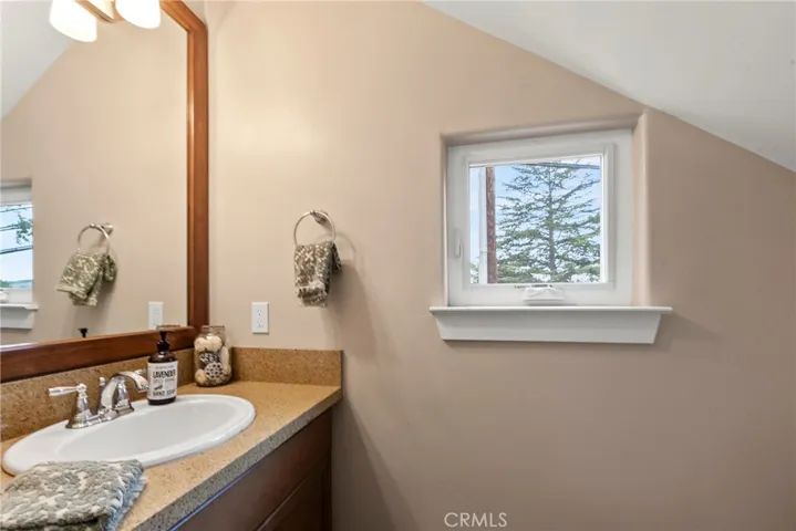 2085 Fixlini Street, San Luis Obispo, California 93401