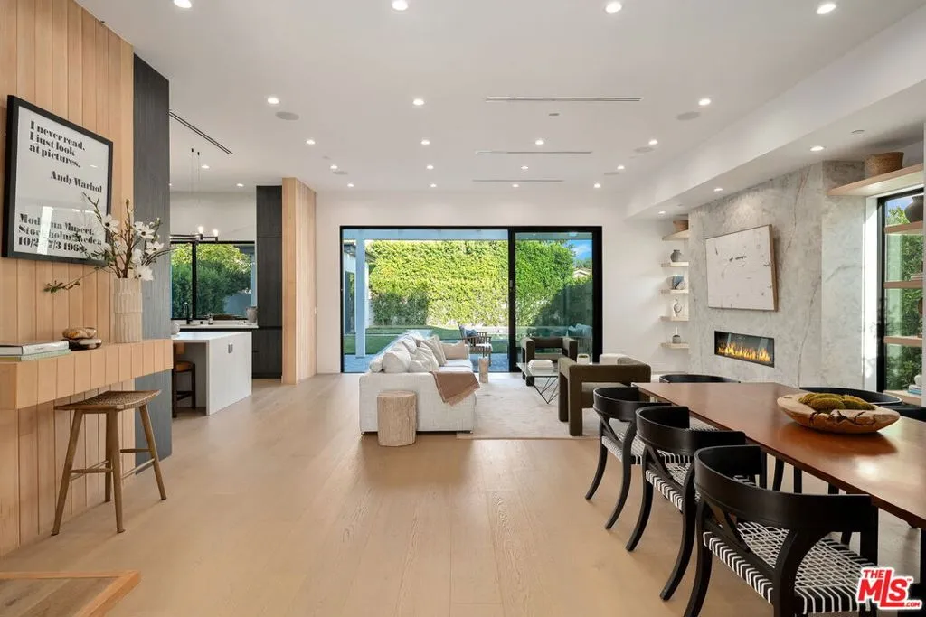 4532 Calhoun Avenue, Sherman Oaks, California 91423 home-pic-2