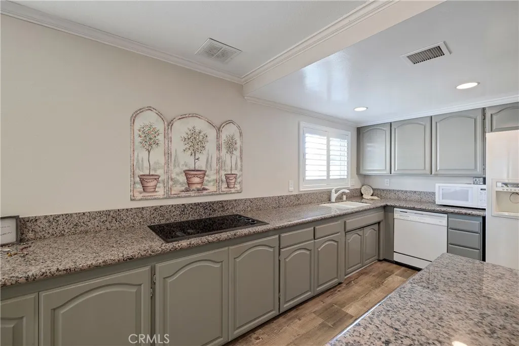 813 Statler Street, San Pedro, California 90731 home-pic-15