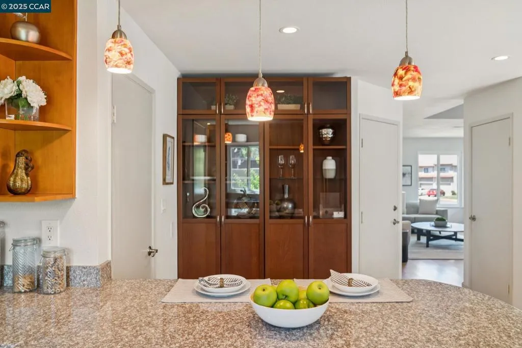 1158 St Matthew Pl 107, Concord, California 94518 home-pic-17