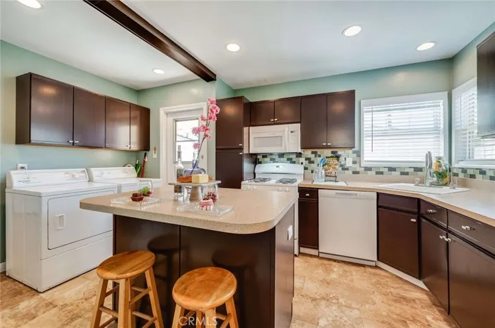 Open Kitchen with island