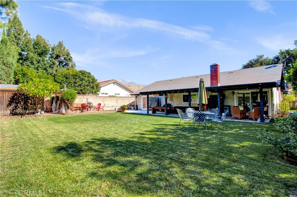 1669 Erin Avenue, Upland, California 91784 home-pic-25