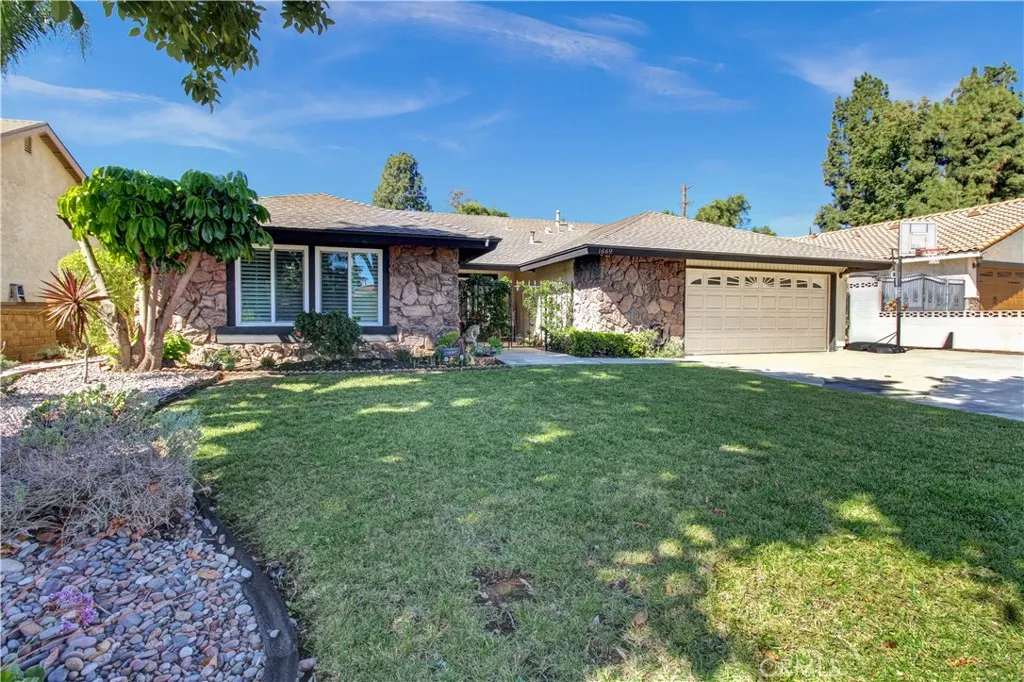 1669 Erin Avenue, Upland, California 91784 home-pic-0