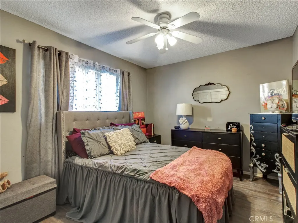1669 Erin Avenue, Upland, California 91784 home-pic-10
