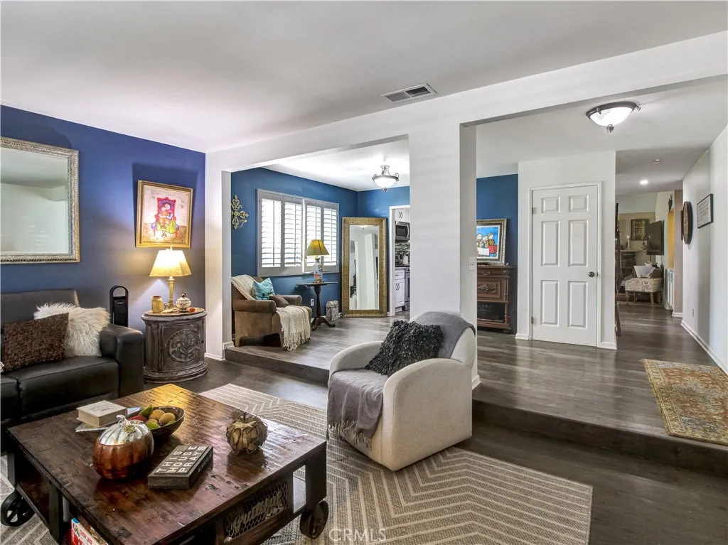 1669 Erin Avenue, Upland, California 91784 home-pic-3