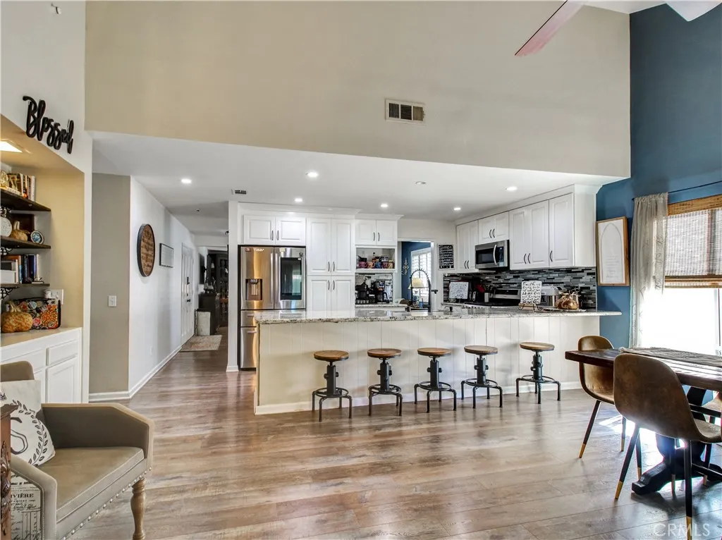 1669 Erin Avenue, Upland, California 91784 home-pic-1