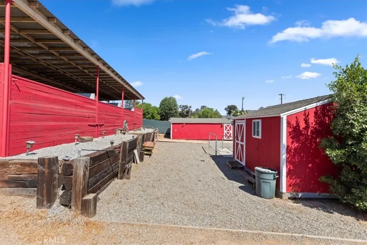 Smaller shed has drywall and a AC unit perfect for storage, feed or a great room to relax in and make your own,