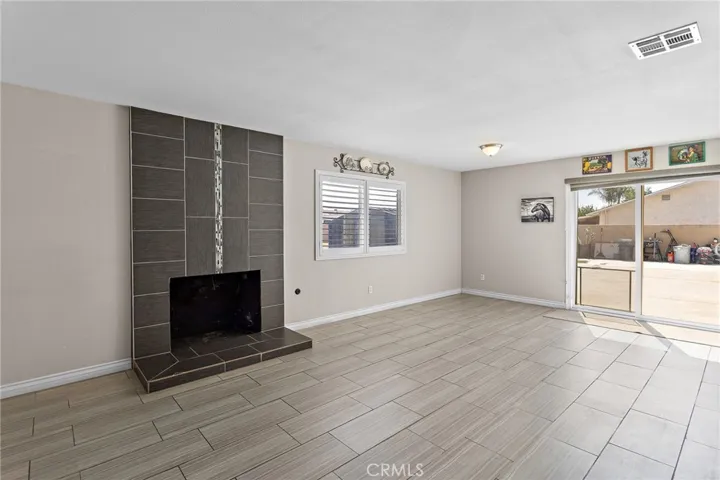 5286 Trail Canyon, Jurupa Valley, California 91752