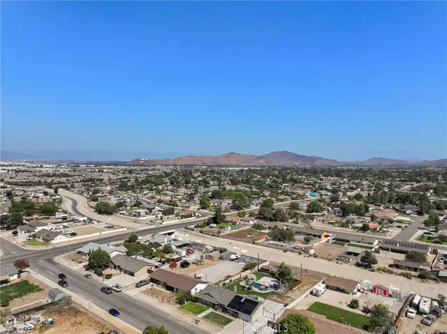 5286 Trail Canyon, Jurupa Valley, California 91752