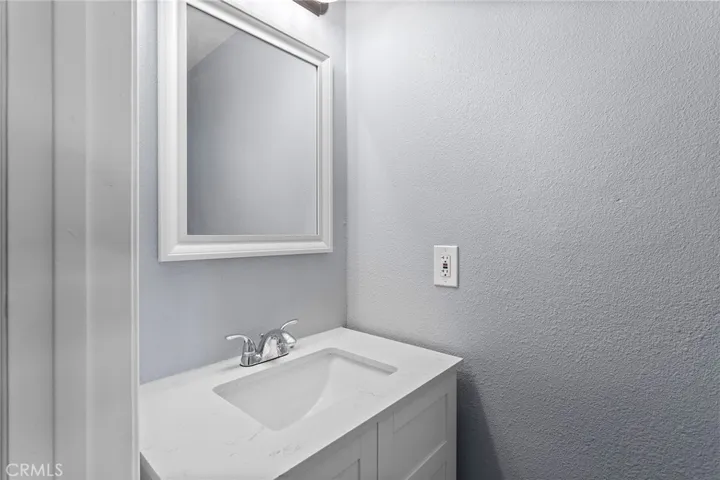 5286 Trail Canyon, Jurupa Valley, California 91752