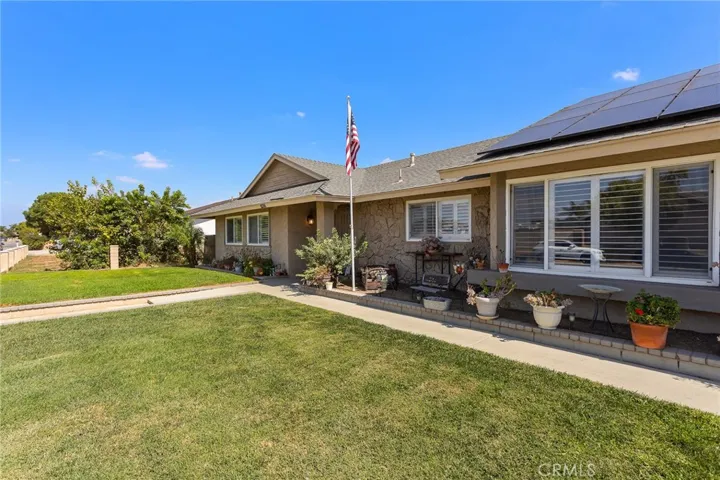 5286 Trail Canyon, Jurupa Valley, California 91752