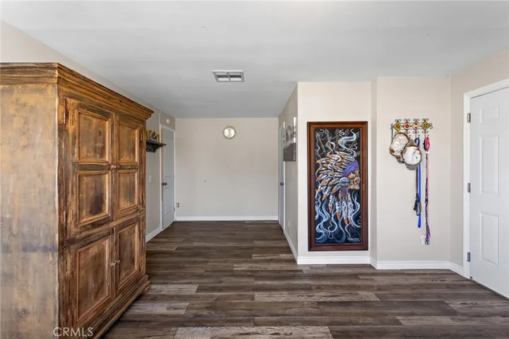 5286 Trail Canyon, Jurupa Valley, California 91752