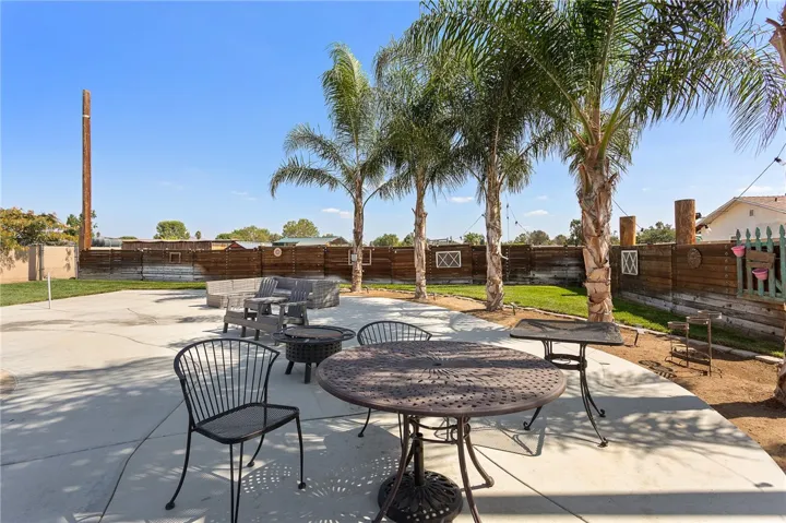 5286 Trail Canyon, Jurupa Valley, California 91752