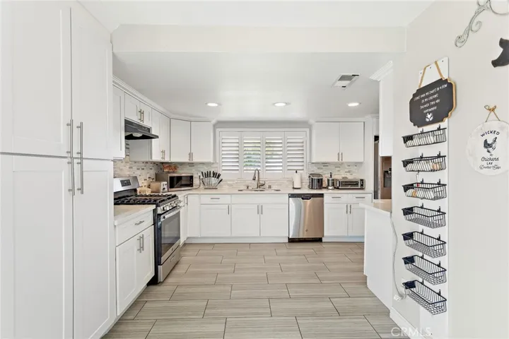 5286 Trail Canyon, Jurupa Valley, California 91752