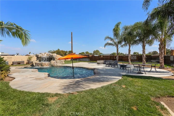5286 Trail Canyon, Jurupa Valley, California 91752